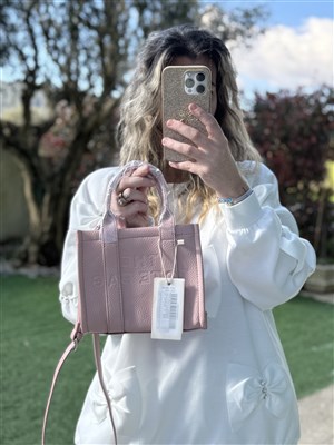 Mala rosa com tiracolo